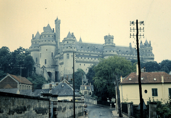 KIKOU LES AMIES ET AMIS.........