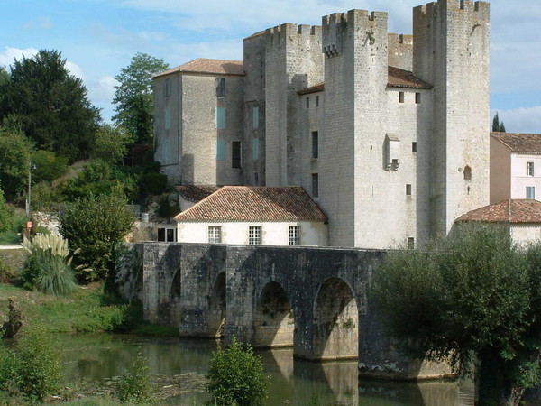 KIKOU LES AMIES ET AMIS.........